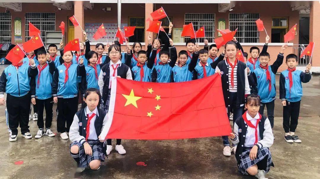 高青子:在沈从文与张兆和婚姻中耗费8年青春,结局并非全身而退